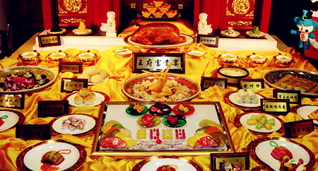 全聚德：白富美突轉(zhuǎn)屌絲行不通，降低客單價對不住股東！