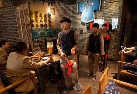 一點(diǎn)創(chuàng)新，讓餐廳火得一塌糊涂！|餐飲界
