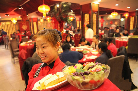 吃飯消費(fèi)102元，要求免零被拒絕，結(jié)果……|餐飲界