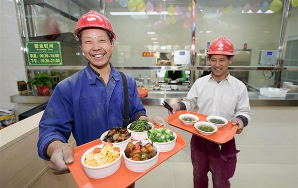 運(yùn)營(yíng)成本高、利潤(rùn)薄，社區(qū)食堂如何擺脫生存尷尬？