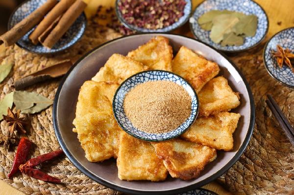 四換菜單，營(yíng)業(yè)額上升33%，這家小店如何扭轉(zhuǎn)乾坤？|餐飲界