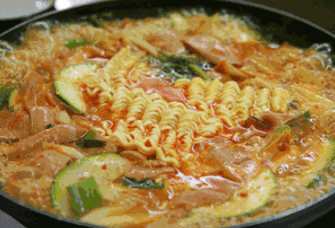 為什么麻辣燙能超越沙縣小吃、蘭州拉面成為中國(guó)第一快餐？