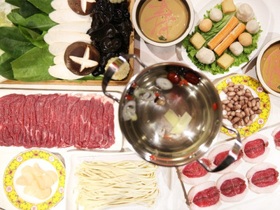 一鍋百味“火拼”廣州火鍋店高熱是“虛火”還是“實(shí)火”？