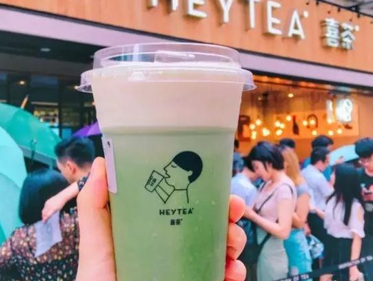 喜茶進(jìn)京了！8月12日同開兩店，準(zhǔn)備好去排隊吧！