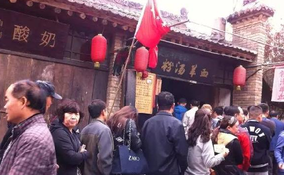 袁家村餐飲日營業(yè)額200萬，為什么別人一模仿就死翹翹？