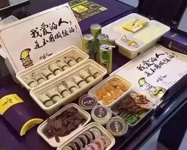 一年“燒”掉近1600萬元，中華老字號(hào)“全聚德”為啥把外賣玩砸了？