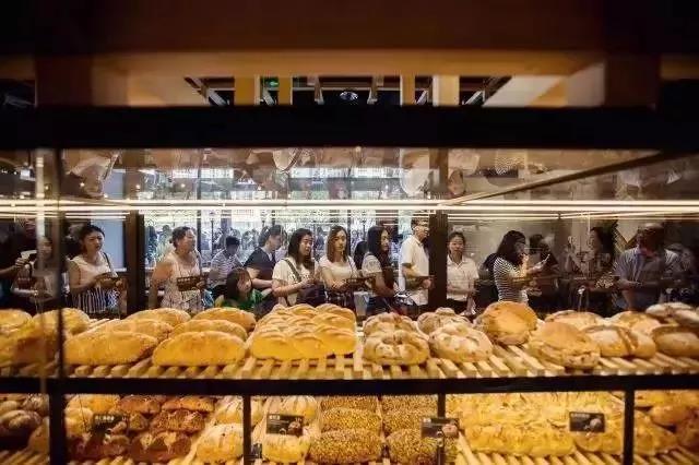 2017年獲投的35家餐飲品牌，竟有71%的客單價(jià)低于50元？為什么？|餐飲界