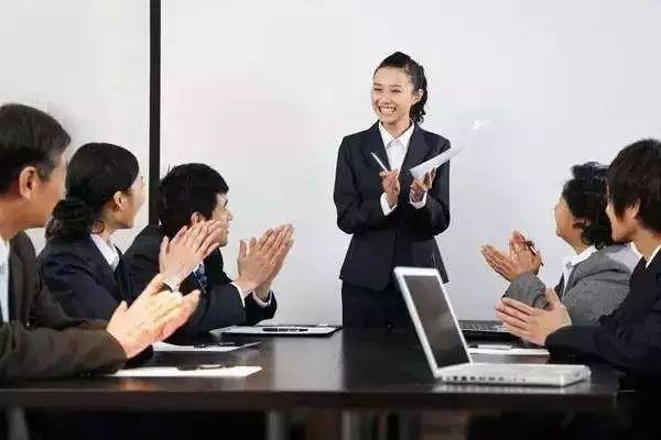 這才叫店長！不然為啥你當不了店長！