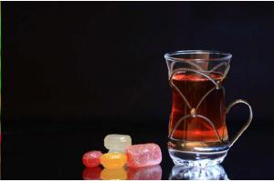 飲品行業(yè)正迎來(lái)2個(gè)指數(shù)級(jí)增長(zhǎng)機(jī)會(huì)：咖啡向下，茶飲向上|餐飲界