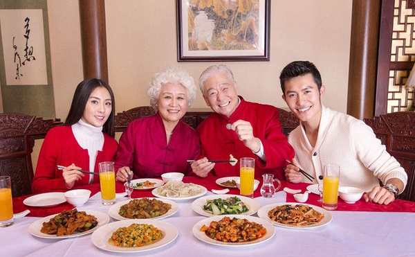年夜飯變成了“年夜煩”，你怎么看？