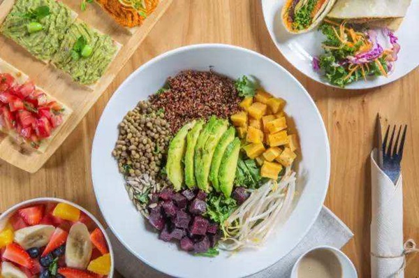 成都餐飲業(yè)刮起輕食風 下一個風口？