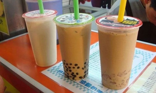 一點(diǎn)點(diǎn)、貢茶、Coco都可等14款“無糖”奶茶竟然都含糖