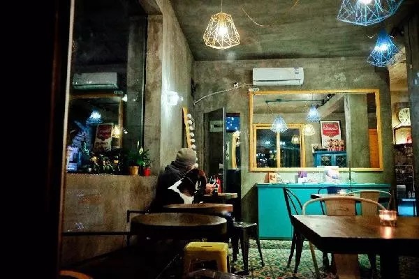 為什么你的連鎖店，敵不過隔壁的夫妻小店？
