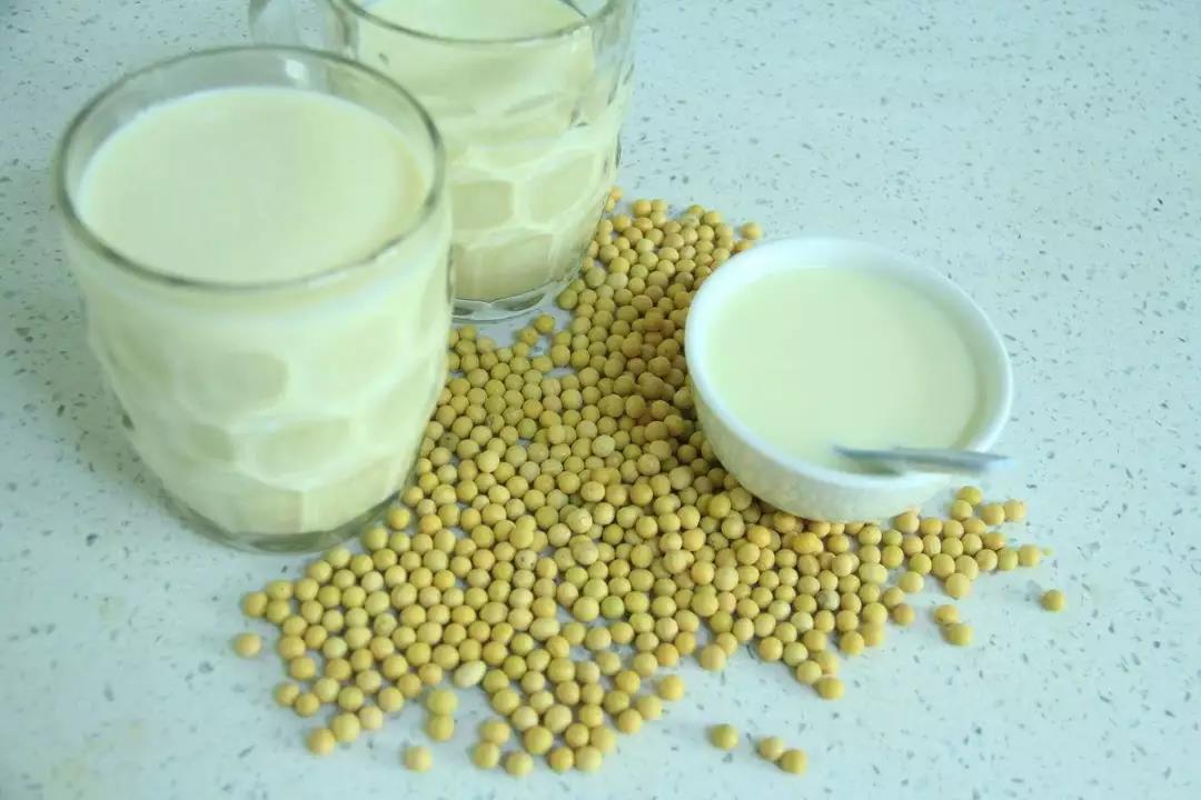 新消費(fèi)下的國(guó)民飲料“豆?jié){”：有多深的低谷，就有多大的機(jī)會(huì)|餐飲界
