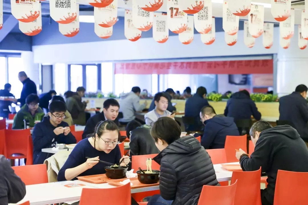 洗牌在即，品牌化團餐“入伙”正當時？ | 餐見