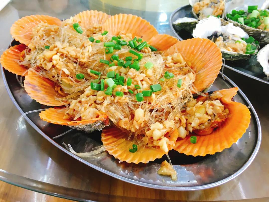 餐飲大事件201期｜瑞幸咖啡開賣口紅、面膜；必勝客或關(guān)店300家；海底撈進軍“團餐”|餐飲界