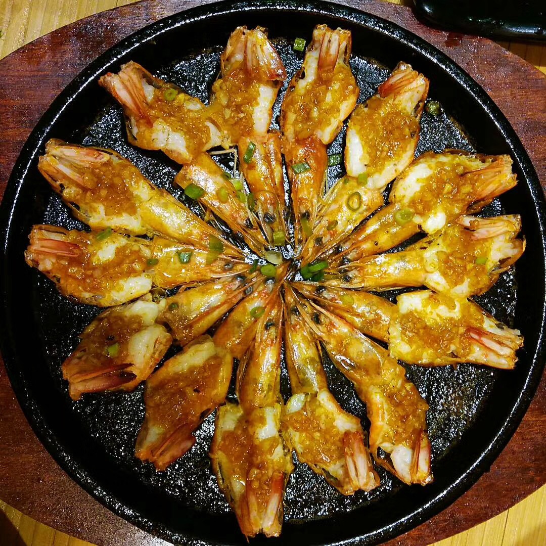 餐飲大事件219期|星巴克中國試水15元早餐、茶顏悅色將在深圳開快閃店、店員因癡迷網(wǎng)絡(luò)賭博，竟綁架老板娘索要300萬|餐飲界