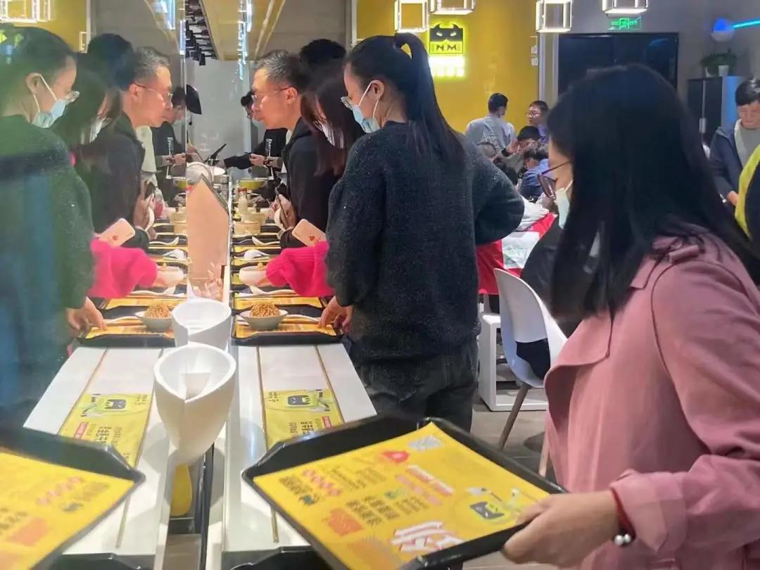 數(shù)字賦能餐飲，智能面館或成下一個(gè)風(fēng)口！| 品類觀察