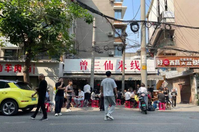 日營業(yè)額2萬的米線店，有哪些過人之處？|餐飲界