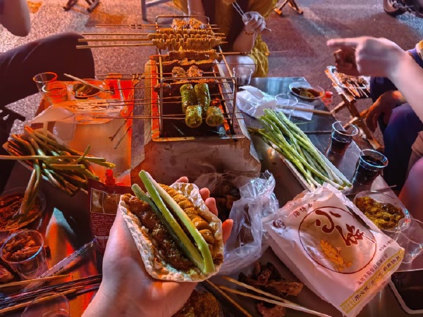 淄博燒烤火爆全網(wǎng)，熱度過后還剩什么？|餐飲界