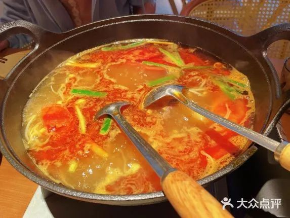 上億曝光，有人打飛的去吃 天水麻辣燙接棒淄博燒烤？