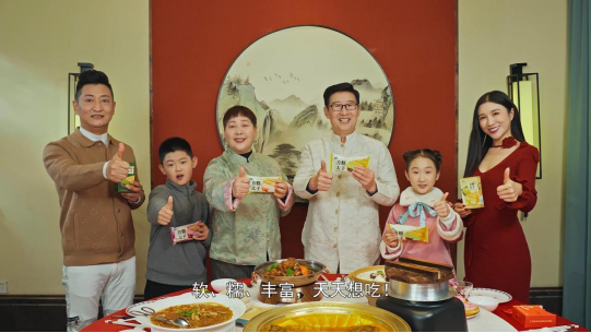 春節(jié)爆火出圈！天冰這波操作太驚艷