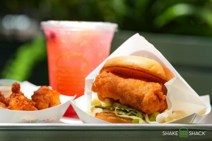 Shake Shack首添海鮮蛋白質(zhì)新品！厚切鱈魚堡與彈脆大白蝦開啟新西蘭風(fēng)味之旅|餐飲界