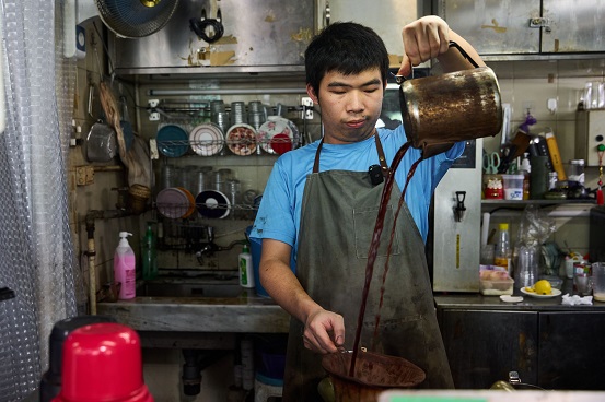 “尋找澳門街頭美食家”以食為媒激活文旅消費(fèi)新動能|餐飲界
