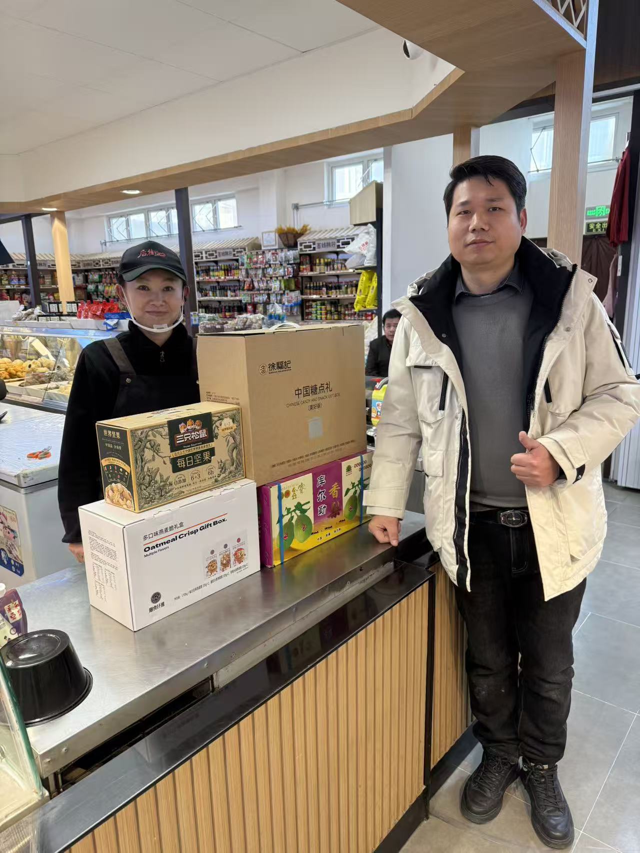 排隊3小時的火鍋店，老板說秘密不在廚房在“后臺”